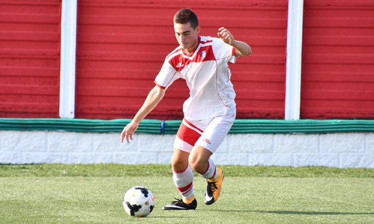 Luciano, difensore goleador della Lodigiani ©Lori