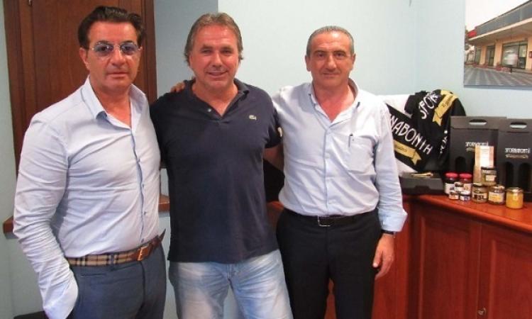 Promutico al centro dei due presidenti