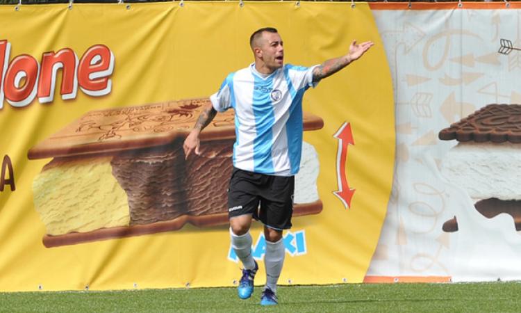 Gianluca Capolei, oggi un turno di riposo per il fantasista marinese che ha assistito al match dalla panchina (©DelGobbo)