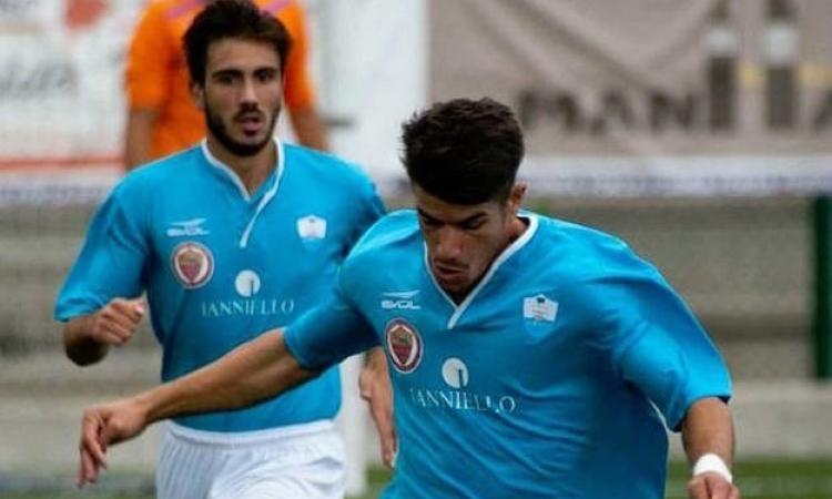 Sandro Carfora con la maglia del Formia