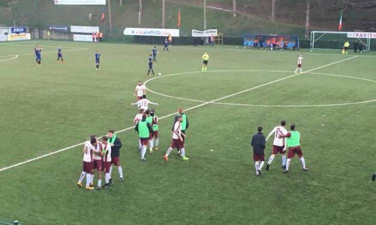 L&amp;apos;esultanza del Trastevere dopo il gol decisivo di Bernardotto