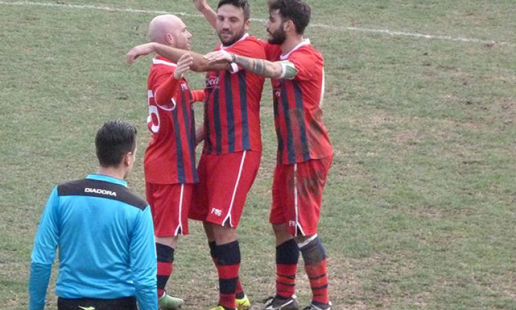 Petrangeli esulta con Petroccia e Petrucci