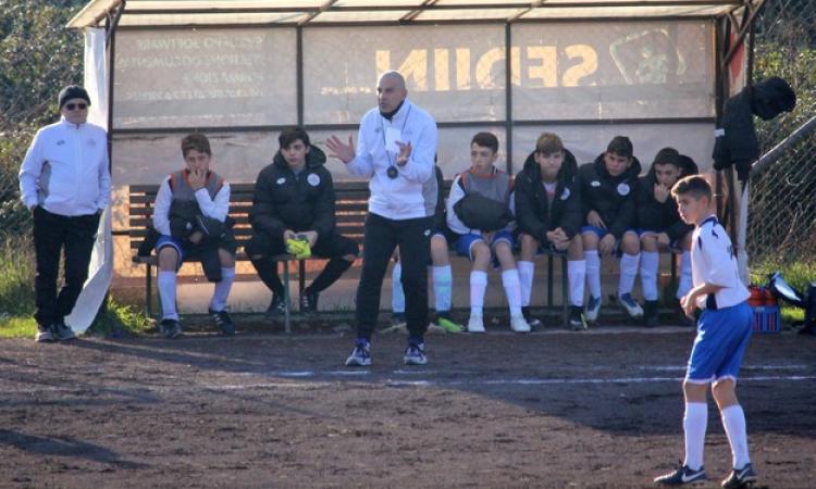 Fabrizio Pecci dà indicazioni ai suoi