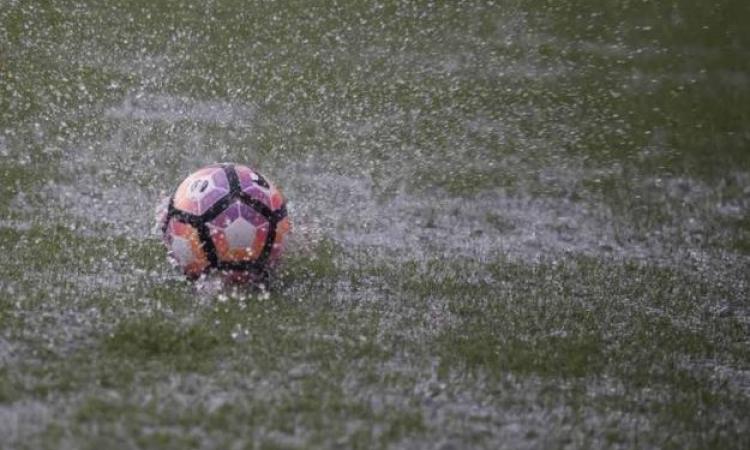 Il maltempo ferma cinque partite