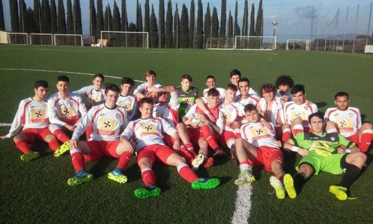 Il Monterosi a fine gara. I biancorossi chiudono all&amp;apos;ottavo posto