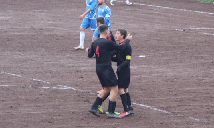 Esulta la Maglianese