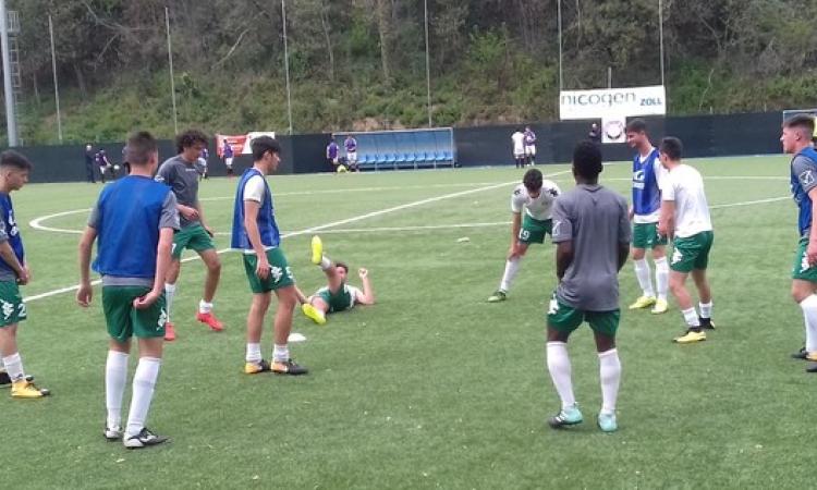 Riscaldamento pre match Dilettanti Falasche (Foto GazzReg)