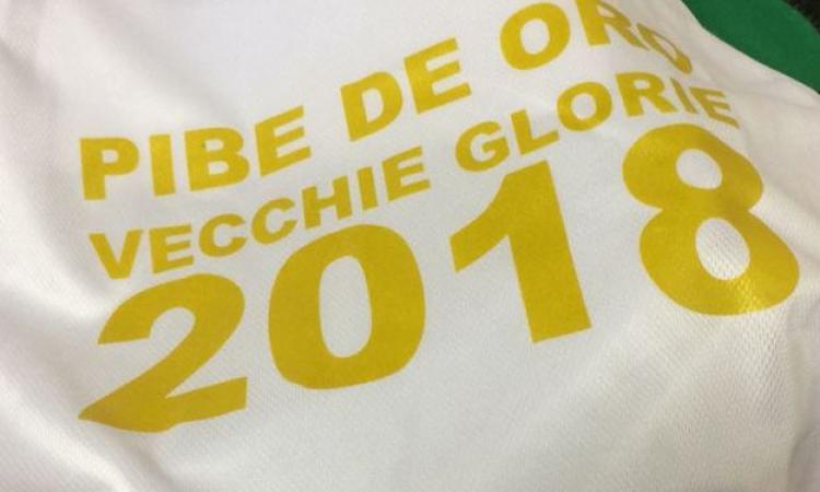 Oggi come ieri, la Pibe de Oro festeggia con le sue vecchie glorie