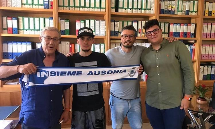 De Magistris approda ad Ausonia