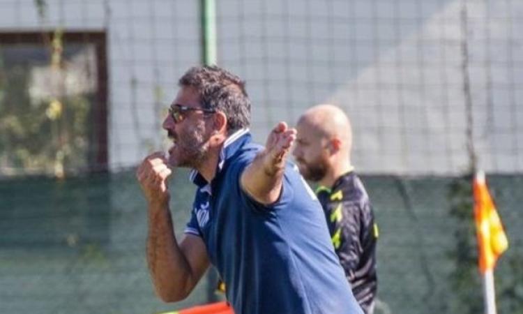 Il tecnico biancoviola, De Mattia (©Camilloni)