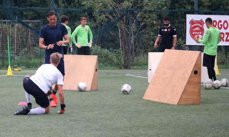 Imparando Foowel, la scuola portieri sbarca all'Atletico 2000