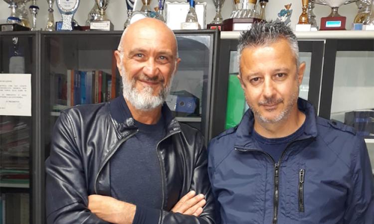 Mister Macera, a destra
