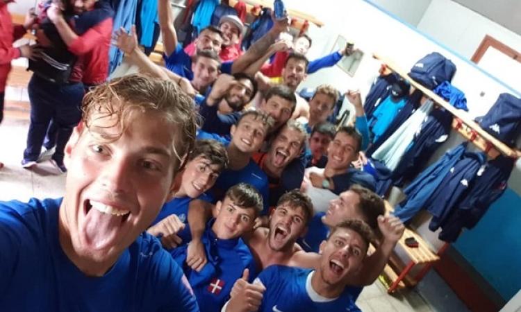 Il selfie post partita di Mastrosanti e compagni (Facebook)
