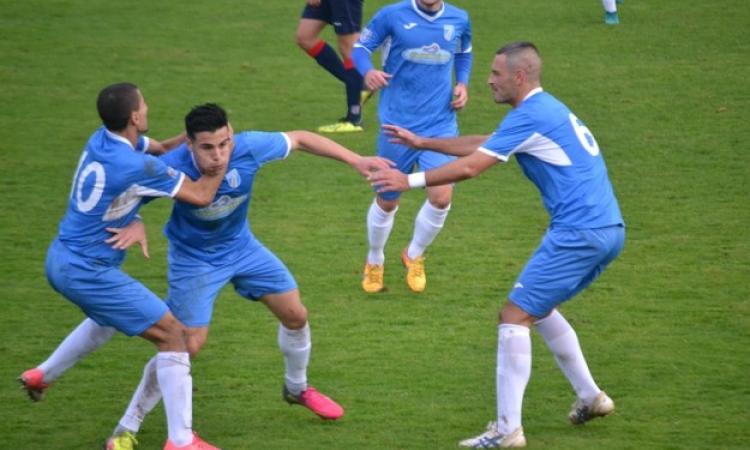 L&amp;apos;esultanza di Pace dopo il gol del vantaggio