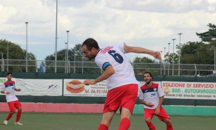 Scotto Di Clemente con la maglia del Serpentara