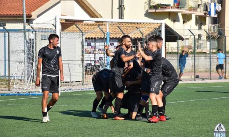 L&amp;apos;Atletico Itri esulta dopo un gol @AtleticoItrifb