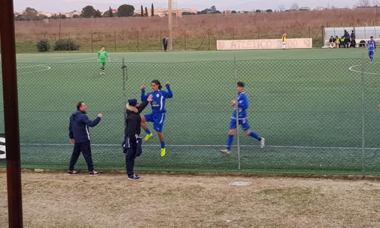 L&amp;apos;esultanza di Del Vecchio dopo il goal