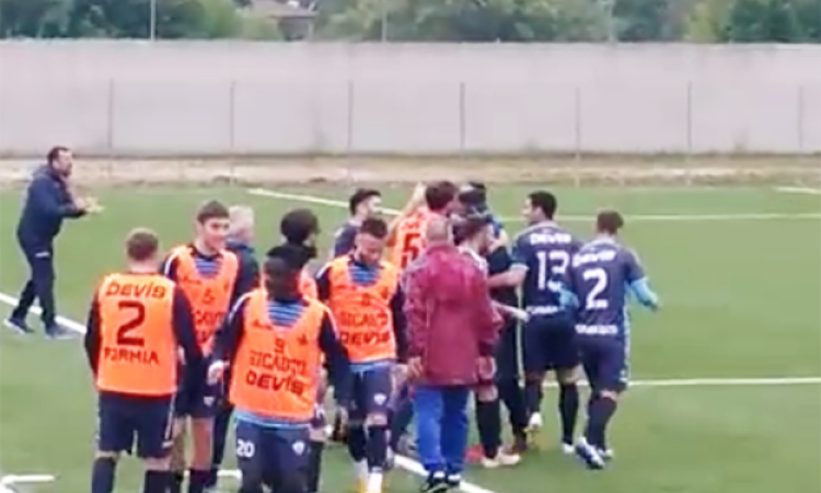 L&amp;apos;esultanza dopo il 2-1