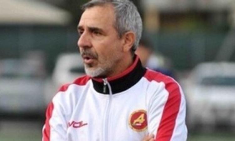 L&amp;apos;allenatore dell&amp;apos;Aurelio, Costantini