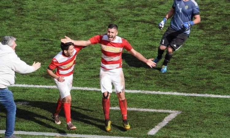 Pietro Schettino esulato dopo il gol vittoria di ieri @Giuseppe Buonaugurio