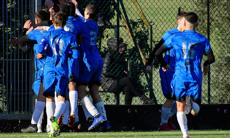 L&amp;apos;esultanza dell&amp;apos;Unipomezia (foto Cippitelli)