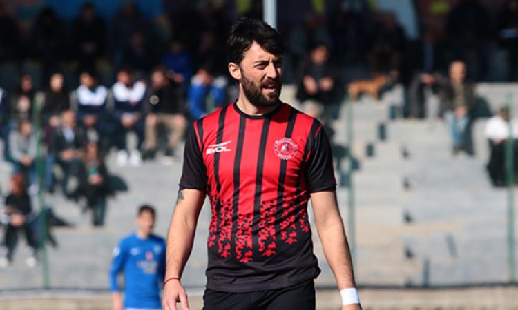 Moretti, autore di due gol ©Conti