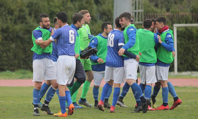 Valle, sempre a -2 ©Del Gobbo