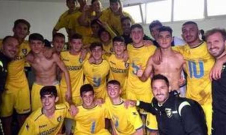 Esulta il Frosinone