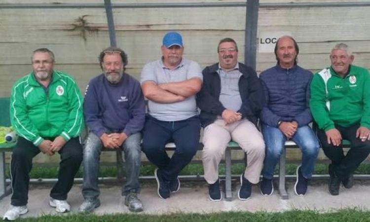 Ciavarella, al centro col cappello (FOTO Facebook)