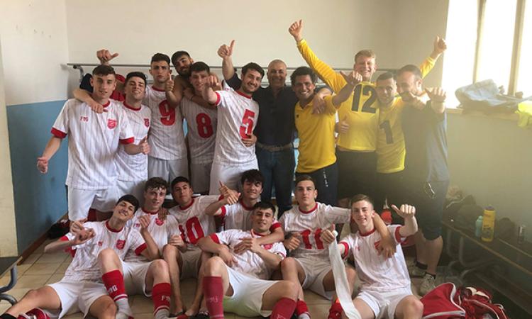 Il selfie dell&amp;apos;Atletico a salvezza raggiunta
