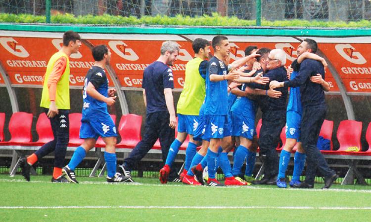 L&amp;apos;Empoli di Buscè festeggia la vittoria ©GazReg