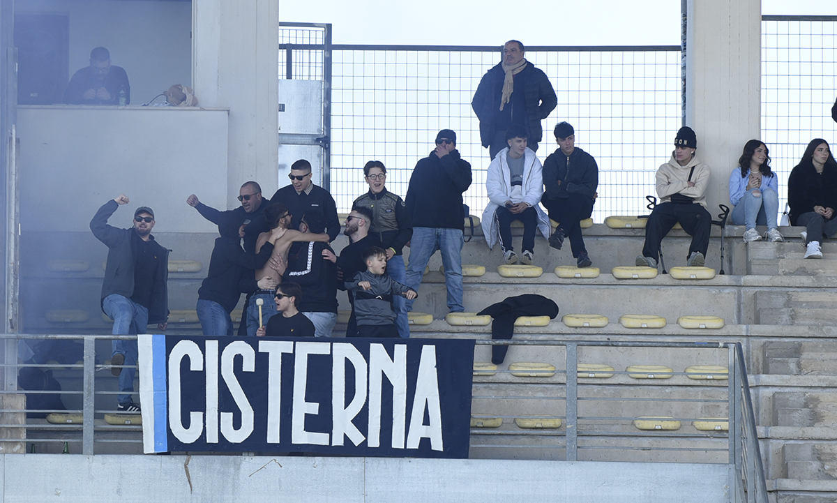 I tifosi del Cisterna