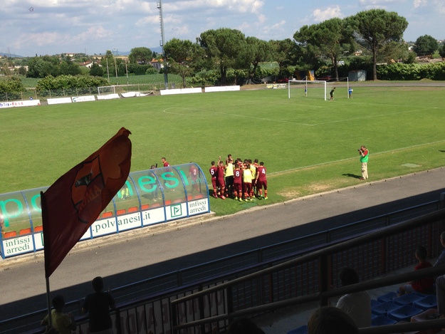 L'esultanza della Roma Giovanissimi a Monte San Savino