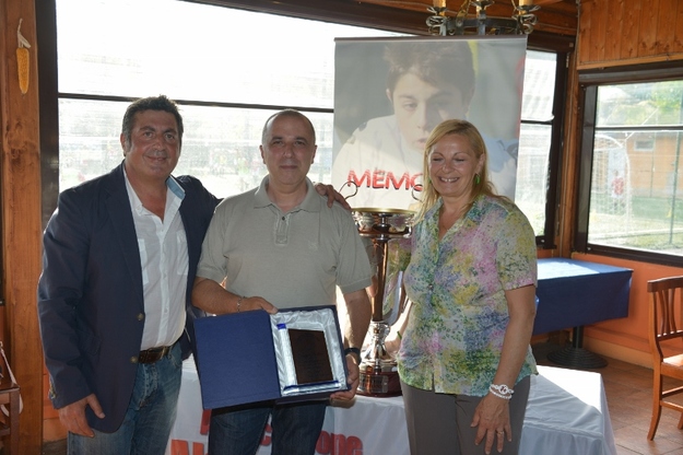 Pino Avallone premiato da Claudio Bini e Delia Santalucia © PhotoSportRoma