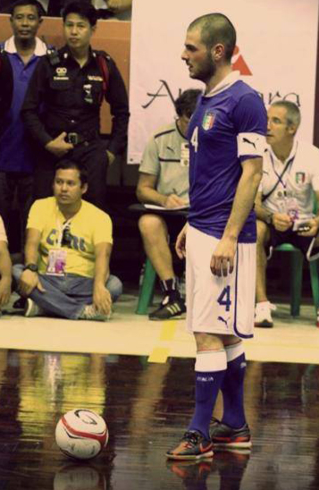Manuel Del Ferraro con la maglia della nazionale