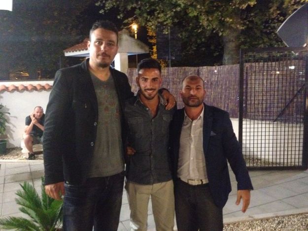Bellini assieme al suo procuratore Somma e a mister Russo