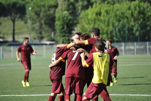 L'esultanza della Roma Allievi Nazionali foto©photosportiva.it