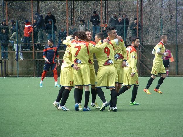 Esulta il Serpentara
