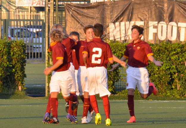 E' caccia aperta alla Roma © photosportroma.it
