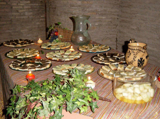 Uno scatto dell'Ancient Aperitif nelle case romane del Celio ©aperitivoarcheologico.it