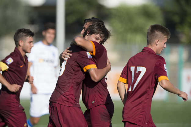 L'esultanza della Roma dopo il gol vittoria di Soleri foto©photosportiva.it