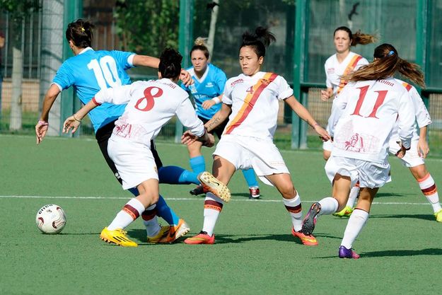 Riana Nainggolan, col 4