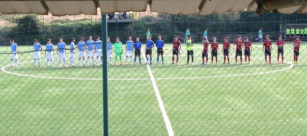 Le formazioni appena entrate in campo foto©GazzettaRegionale