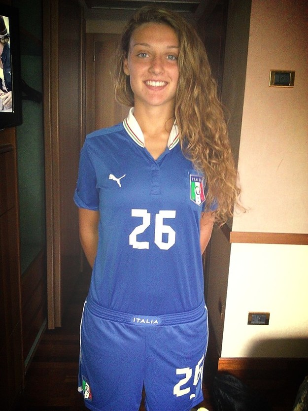 Camilla Labate, ha segnato una tripletta