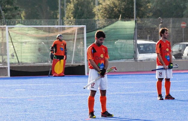Il minuto di raccoglimento per Mario De Sisti