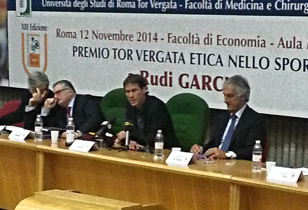 Un'immagine della cerimonia di premiazione foto©GazzettaRegionale