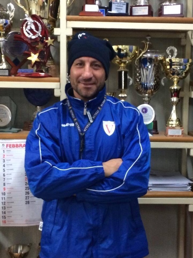 Il tecnico Massimiliano Palumbo si gode il primato del suo Villanova