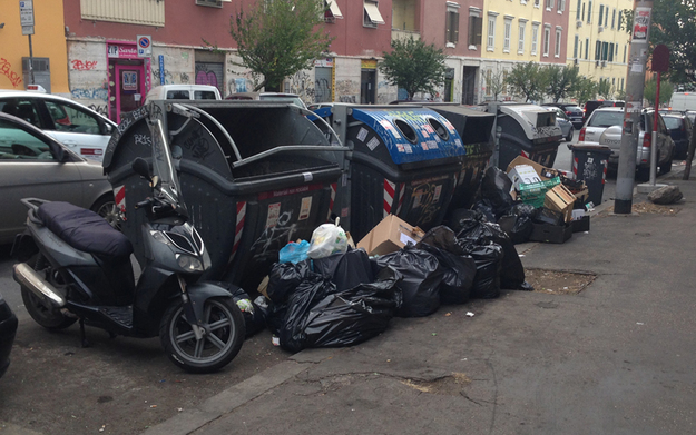 Rifiuti nel II Municipio foto©GazzettaRegionale