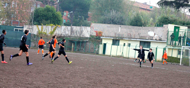 L'esultanza del Real Tuscolano dopo il momentaneo vantaggio di Grosso ©Mirna De Cesaris