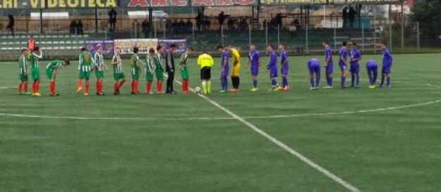 Le due squadre ad inizio match